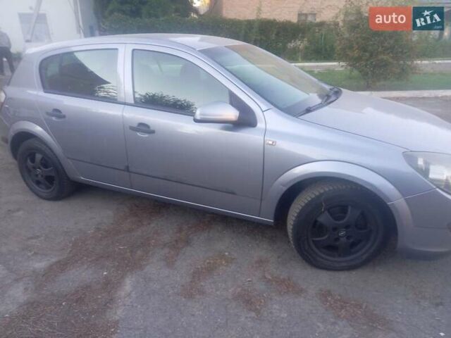 Серый Опель Астра, объемом двигателя 1.6 л и пробегом 201 тыс. км за 4550 $, фото 7 на Automoto.ua