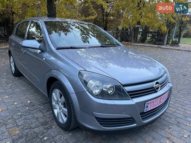 Серый Опель Астра, объемом двигателя 1.8 л и пробегом 175 тыс. км за 6200 $, фото 3 на Automoto.ua