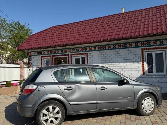 Сірий Опель Астра, об'ємом двигуна 1.8 л та пробігом 285 тис. км за 2250 $, фото 5 на Automoto.ua