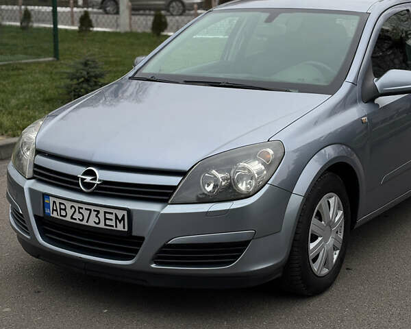 Сірий Опель Астра, об'ємом двигуна 1.4 л та пробігом 281 тис. км за 4400 $, фото 1 на Automoto.ua