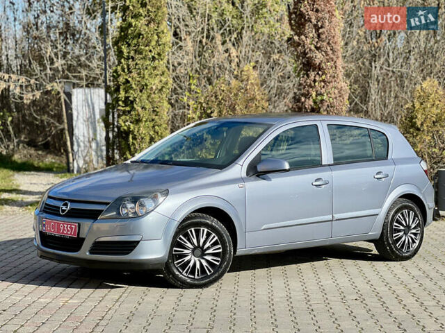 Опель Астра 2005 в Ивано-Франковске на Automoto.ua Серый Опель Астра, объемом двигателя 1.8 л и пробегом 155 тыс. км за 6350 $, фото 5 на Automoto.ua