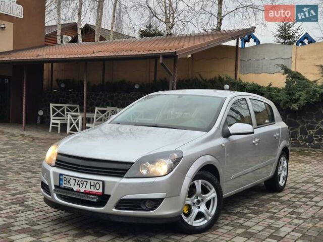 Сірий Опель Астра, об'ємом двигуна 1.6 л та пробігом 325 тис. км за 2999 $, фото 1 на Automoto.ua