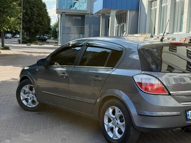 Сірий Опель Астра, об'ємом двигуна 1.91 л та пробігом 439 тис. км за 4150 $, фото 4 на Automoto.ua