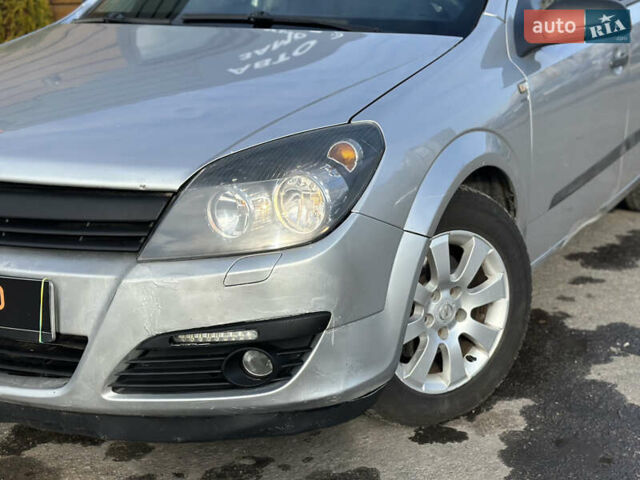 Серый Опель Астра, объемом двигателя 1.69 л и пробегом 250 тыс. км за 3999 $, фото 4 на Automoto.ua