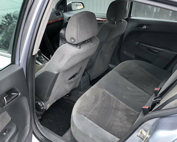 Сірий Опель Астра, об'ємом двигуна 1.69 л та пробігом 262 тис. км за 4350 $, фото 13 на Automoto.ua