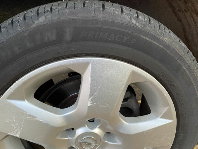 Опель Астра 2005 в Переяславе-Хмельницком на Automoto.ua Серый Опель Астра, объемом двигателя 1.6 л и пробегом 326 тыс. км за 5300 $, фото 4 на Automoto.ua