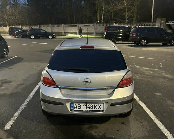 Сірий Опель Астра, об'ємом двигуна 1.4 л та пробігом 298 тис. км за 4800 $, фото 7 на Automoto.ua