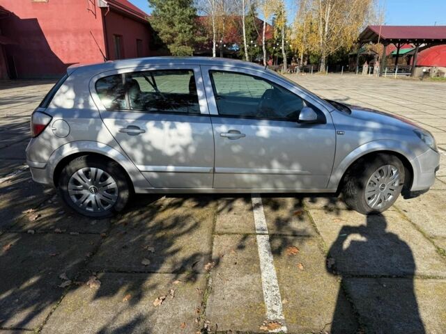 Сірий Опель Астра, об'ємом двигуна 1.6 л та пробігом 240 тис. км за 4200 $, фото 3 на Automoto.ua