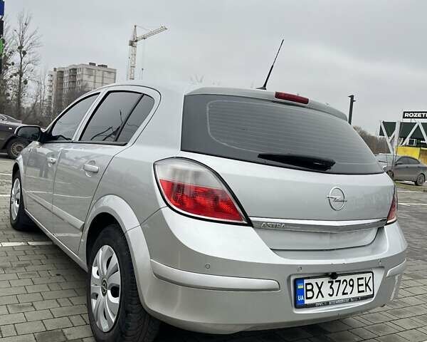 Сірий Опель Астра, об'ємом двигуна 1.36 л та пробігом 221 тис. км за 4600 $, фото 5 на Automoto.ua