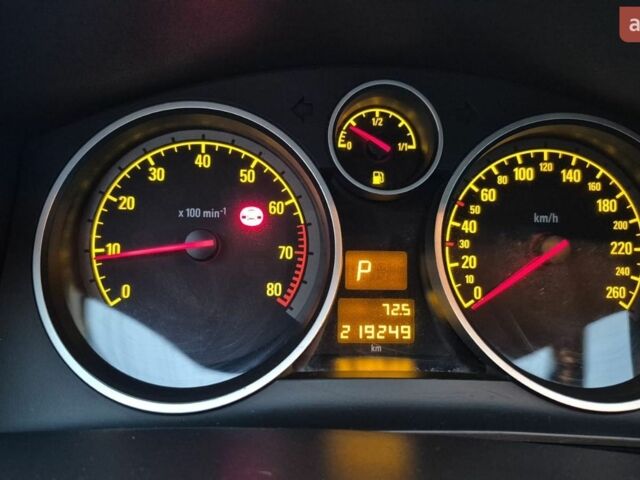 Сірий Опель Астра, об'ємом двигуна 1.8 л та пробігом 219 тис. км за 5500 $, фото 7 на Automoto.ua