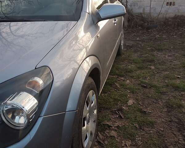 Сірий Опель Астра, об'ємом двигуна 1.6 л та пробігом 164 тис. км за 5500 $, фото 5 на Automoto.ua