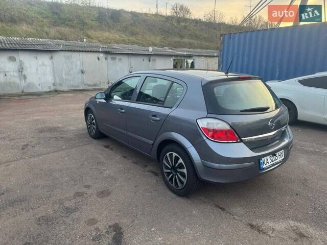 Серый Опель Астра, объемом двигателя 1.6 л и пробегом 233 тыс. км за 4800 $, фото 6 на Automoto.ua