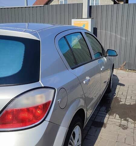 Серый Опель Астра, объемом двигателя 1.91 л и пробегом 254 тыс. км за 4900 $, фото 6 на Automoto.ua