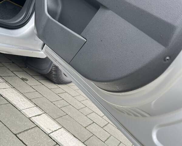 Сірий Опель Астра, об'ємом двигуна 1.36 л та пробігом 221 тис. км за 4600 $, фото 23 на Automoto.ua