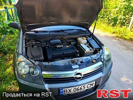 Серый Опель Астра, объемом двигателя 1.6 л и пробегом 317 тыс. км за 4200 $, фото 1 на Automoto.ua