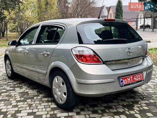 Серый Опель Астра, объемом двигателя 1.6 л и пробегом 160 тыс. км за 4999 $, фото 26 на Automoto.ua