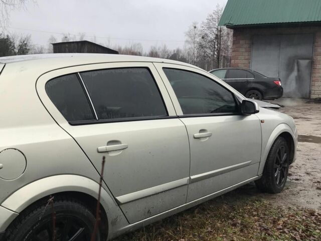 Сірий Опель Астра, об'ємом двигуна 1.6 л та пробігом 300 тис. км за 2700 $, фото 4 на Automoto.ua