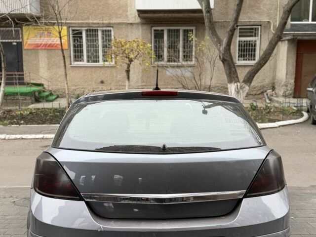 Серый Опель Астра, объемом двигателя 0 л и пробегом 196 тыс. км за 1750 $, фото 5 на Automoto.ua