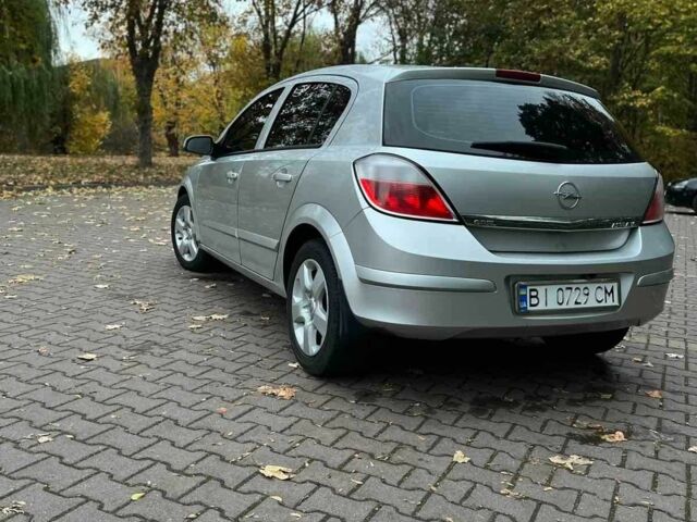 Серый Опель Астра, объемом двигателя 1.6 л и пробегом 248 тыс. км за 4600 $, фото 7 на Automoto.ua