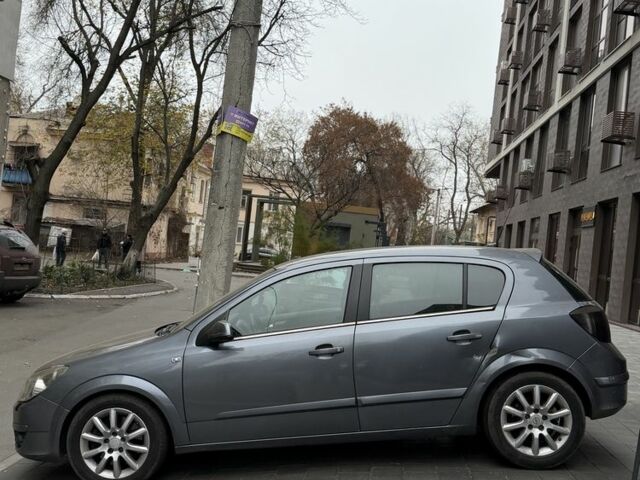 Серый Опель Астра, объемом двигателя 0 л и пробегом 196 тыс. км за 1750 $, фото 3 на Automoto.ua