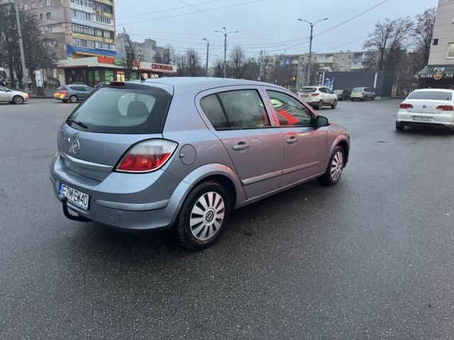 Серый Опель Астра, объемом двигателя 1.7 л и пробегом 327 тыс. км за 2450 $, фото 3 на Automoto.ua