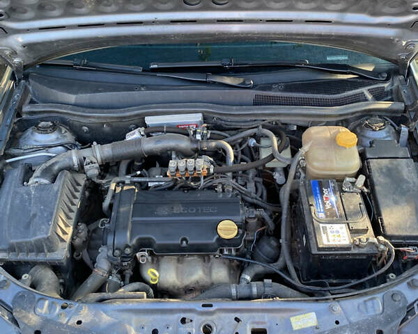 Опель Астра 2006 в Кривом Роге на Automoto.ua Серый Опель Астра, объемом двигателя 1.36 л и пробегом 280 тыс. км за 5000 $, фото 9 на Automoto.ua