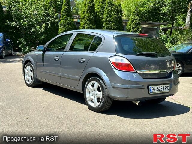 Серый Опель Астра, объемом двигателя 1.6 л и пробегом 210 тыс. км за 5500 $, фото 2 на Automoto.ua