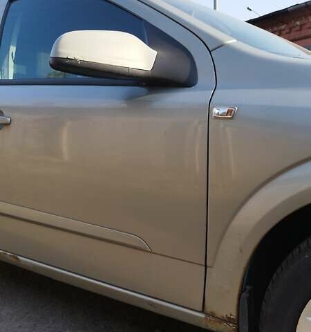 Опель Астра 2006 в Киеве на Automoto.ua Серый Опель Астра, объемом двигателя 1.6 л и пробегом 280 тыс. км за 4200 $, фото 5 на Automoto.ua