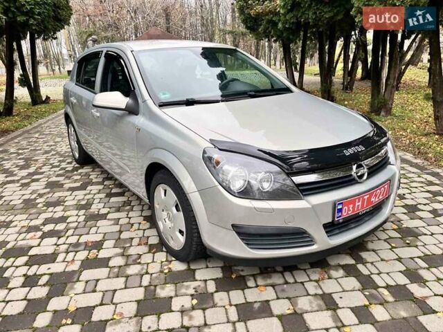 Серый Опель Астра, объемом двигателя 1.6 л и пробегом 160 тыс. км за 4999 $, фото 7 на Automoto.ua