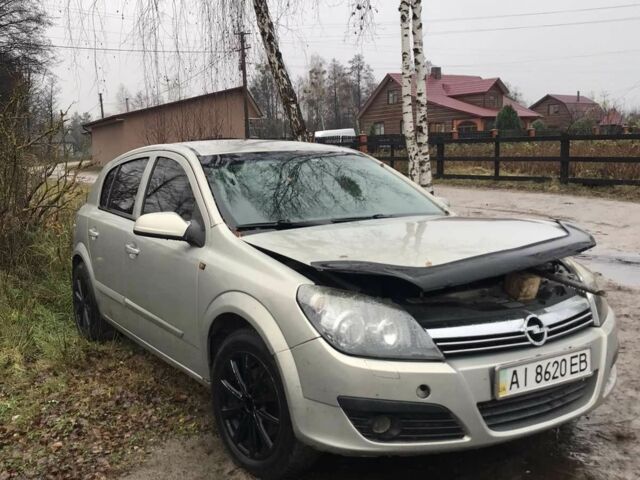 Сірий Опель Астра, об'ємом двигуна 1.6 л та пробігом 300 тис. км за 2700 $, фото 3 на Automoto.ua