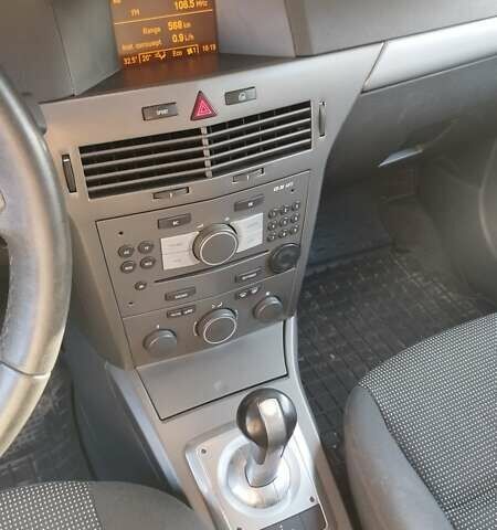 Опель Астра 2006 в Киеве на Automoto.ua Серый Опель Астра, объемом двигателя 1.6 л и пробегом 280 тыс. км за 4200 $, фото 66 на Automoto.ua