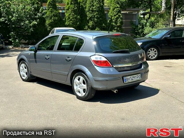 Серый Опель Астра, объемом двигателя 1.6 л и пробегом 210 тыс. км за 5500 $, фото 6 на Automoto.ua