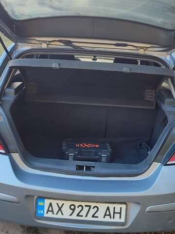 Сірий Опель Астра, об'ємом двигуна 1.6 л та пробігом 337 тис. км за 4800 $, фото 2 на Automoto.ua
