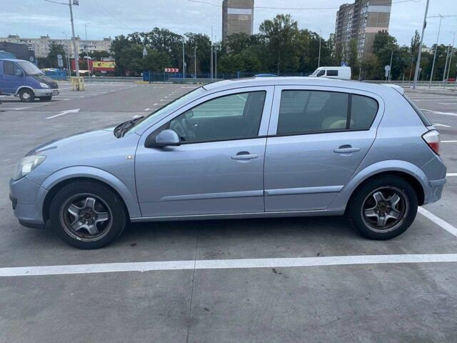 Серый Опель Астра, объемом двигателя 1.6 л и пробегом 145 тыс. км за 4400 $, фото 3 на Automoto.ua