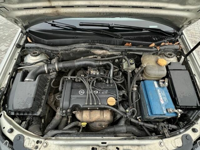 Сірий Опель Астра, об'ємом двигуна 1.4 л та пробігом 371 тис. км за 3088 $, фото 5 на Automoto.ua