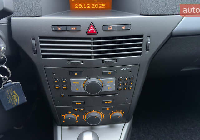 Сірий Опель Астра, об'ємом двигуна 1.8 л та пробігом 140 тис. км за 6200 $, фото 22 на Automoto.ua