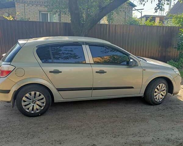 Сірий Опель Астра, об'ємом двигуна 1.36 л та пробігом 252 тис. км за 3600 $, фото 6 на Automoto.ua