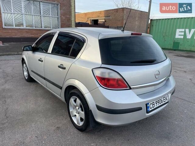Серый Опель Астра, объемом двигателя 1.4 л и пробегом 220 тыс. км за 3450 $, фото 4 на Automoto.ua