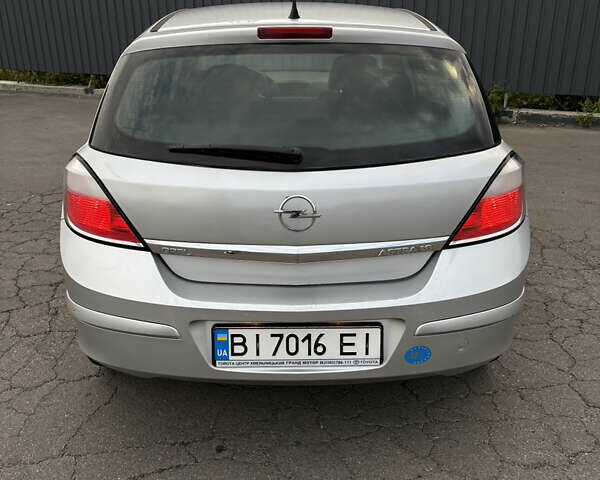 Сірий Опель Астра, об'ємом двигуна 1.6 л та пробігом 177 тис. км за 4799 $, фото 9 на Automoto.ua