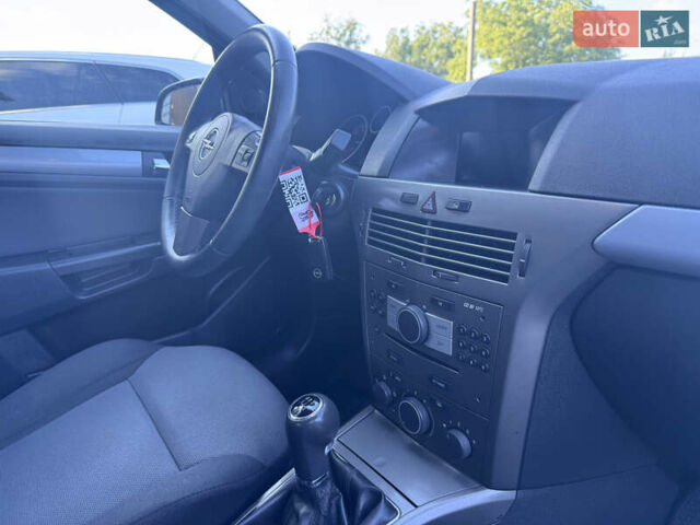 Сірий Опель Астра, об'ємом двигуна 1.6 л та пробігом 220 тис. км за 5550 $, фото 51 на Automoto.ua