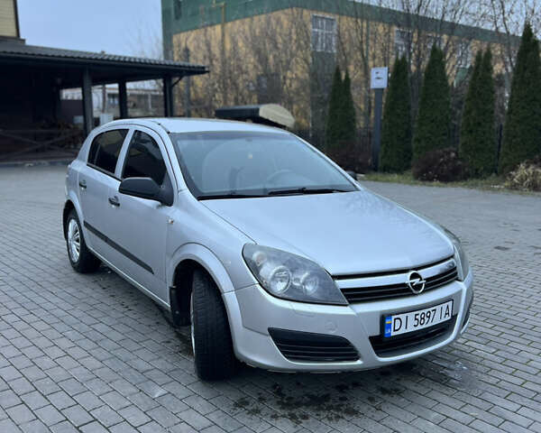 Серый Опель Астра, объемом двигателя 1.6 л и пробегом 140 тыс. км за 3450 $, фото 8 на Automoto.ua