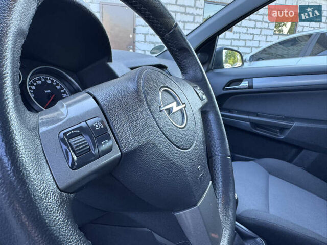 Сірий Опель Астра, об'ємом двигуна 1.6 л та пробігом 220 тис. км за 5550 $, фото 34 на Automoto.ua