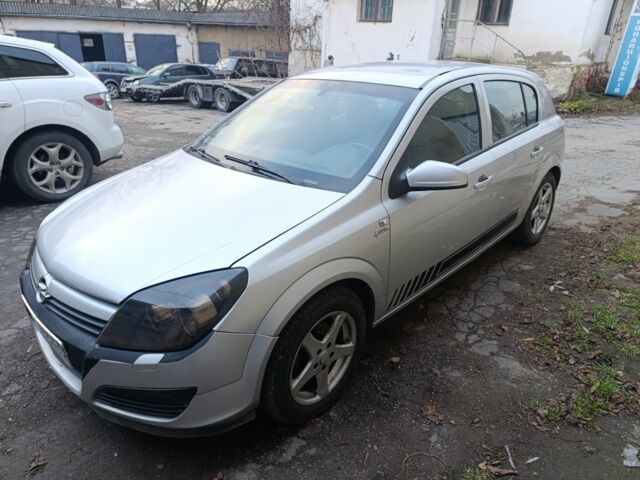 Сірий Опель Астра, об'ємом двигуна 1.7 л та пробігом 305 тис. км за 3400 $, фото 3 на Automoto.ua