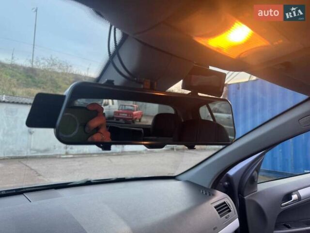 Серый Опель Астра, объемом двигателя 1.6 л и пробегом 233 тыс. км за 4800 $, фото 14 на Automoto.ua