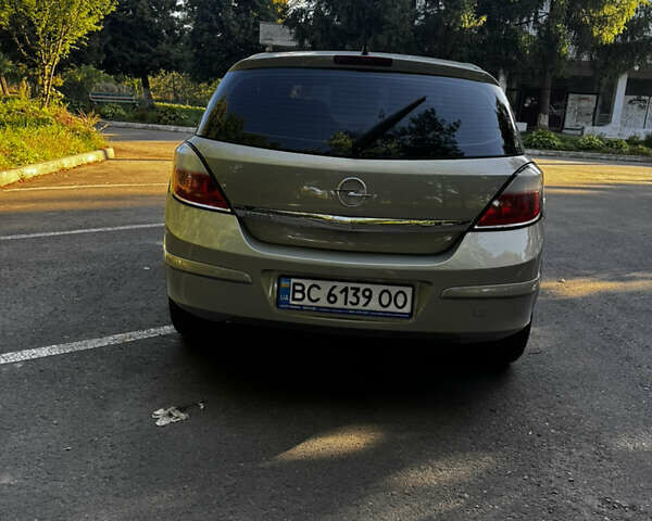 Серый Опель Астра, объемом двигателя 1.36 л и пробегом 211 тыс. км за 4200 $, фото 6 на Automoto.ua