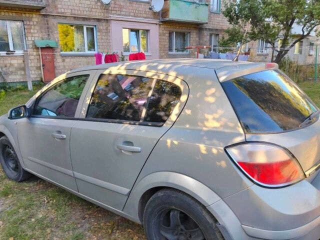 Серый Опель Астра, объемом двигателя 1.6 л и пробегом 290 тыс. км за 3500 $, фото 7 на Automoto.ua
