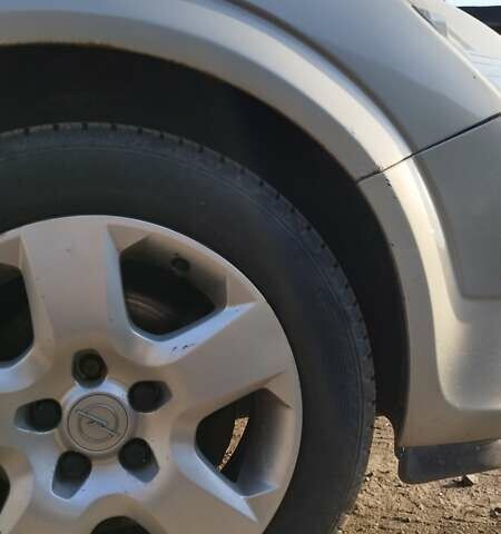 Опель Астра 2006 в Киеве на Automoto.ua Серый Опель Астра, объемом двигателя 1.6 л и пробегом 280 тыс. км за 4200 $, фото 25 на Automoto.ua