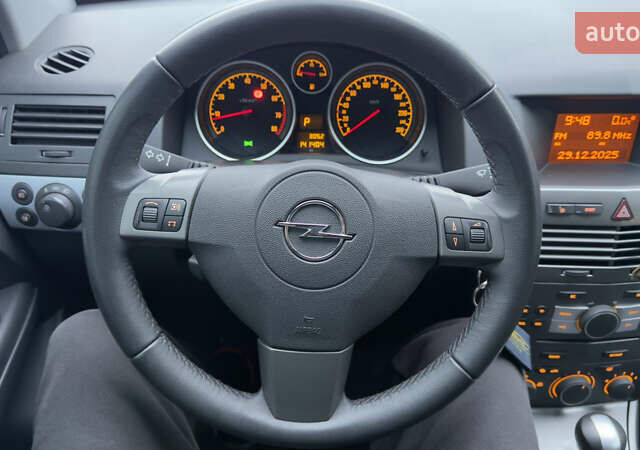 Сірий Опель Астра, об'ємом двигуна 1.8 л та пробігом 140 тис. км за 6200 $, фото 25 на Automoto.ua