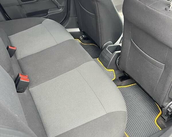 Сірий Опель Астра, об'ємом двигуна 1.36 л та пробігом 221 тис. км за 4600 $, фото 16 на Automoto.ua