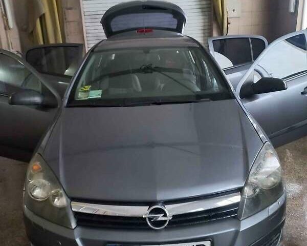 Серый Опель Астра, объемом двигателя 1.4 л и пробегом 468 тыс. км за 5000 $, фото 8 на Automoto.ua
